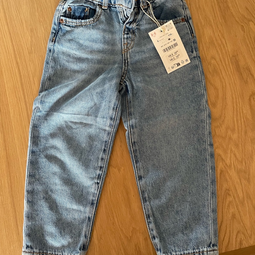 NWT Zara girls size 5T Light Blue Denim Jeans